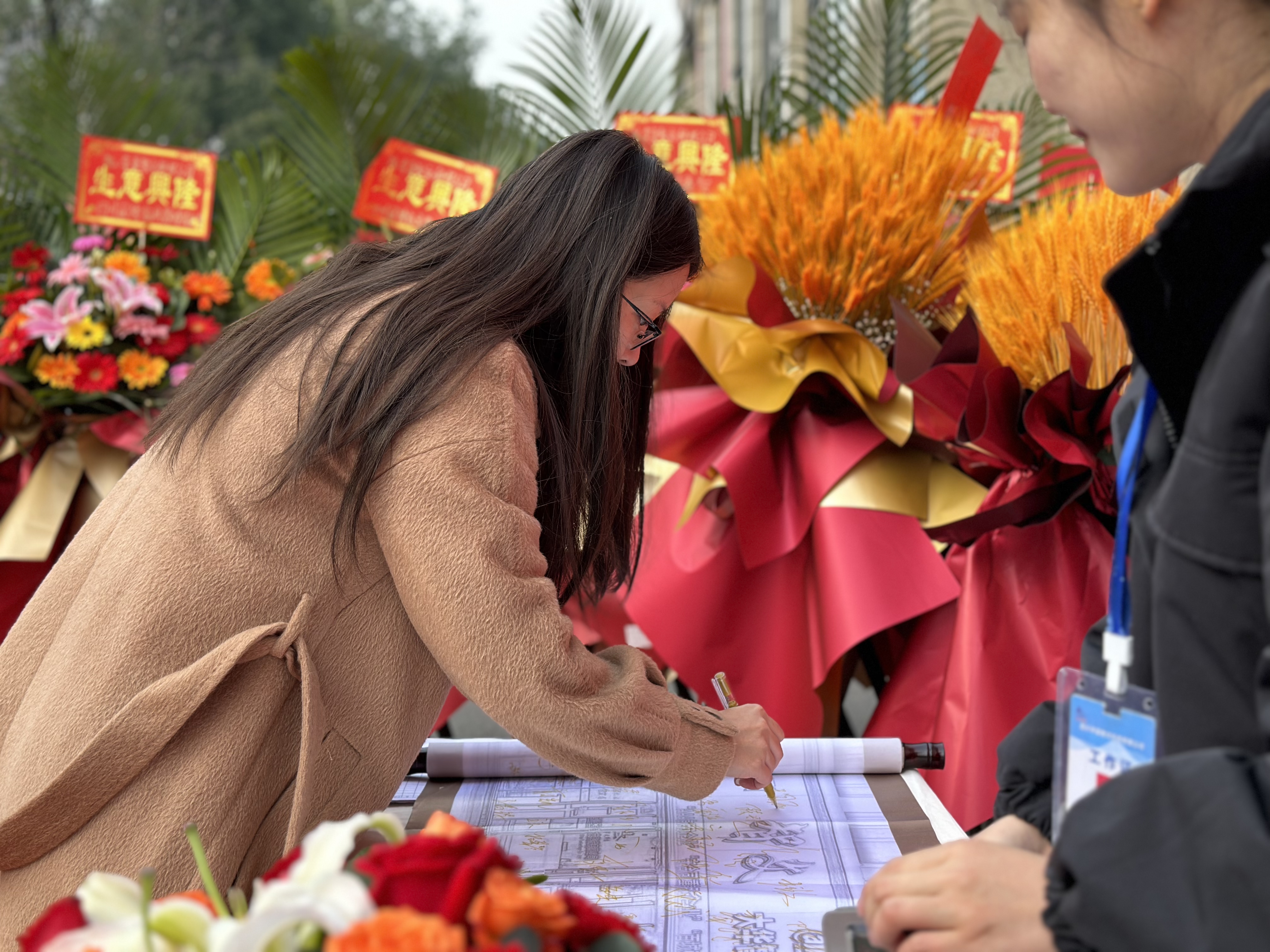 吴国丽.jpg